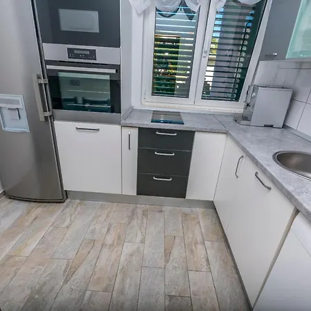 House Lucija * روغوزنيكا