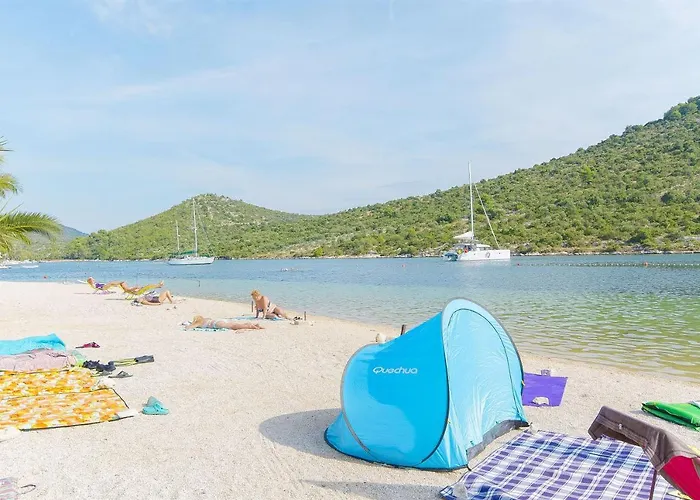 House Lucija Rogoznica (Sibenik-Knin)