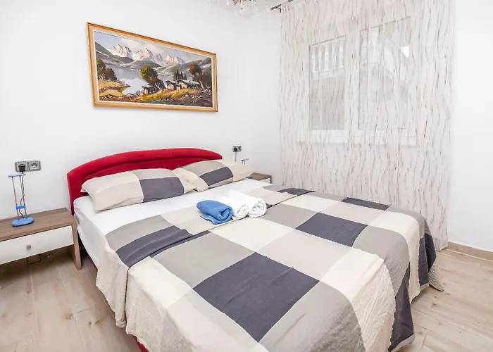 House Lucija Tatil Evi *