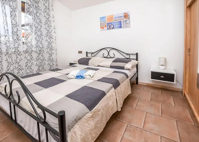 House Lucija * Rogoznica (Sibenik-Knin)